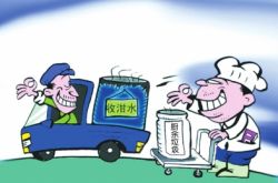 呼和浩特夜查泔水车 2小时查获餐厨垃圾10多吨