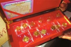 盛藏传媒销售假银章 70人报案